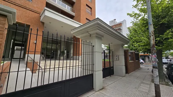 Venta Departamento 5 Ambientes Quilmes Centro.
