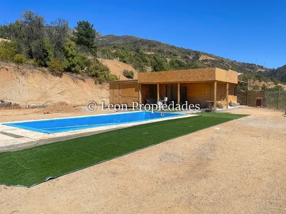 Se Vende Parcela Con Casa En Curacavi.