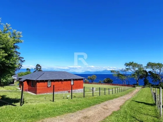 Casa Y Cabañas Turísticas Frente Lago Llanquihue, Los Bajos