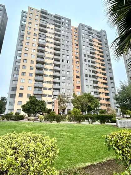 Departamento En Condominio Siete Plazas, Cercano A Metro