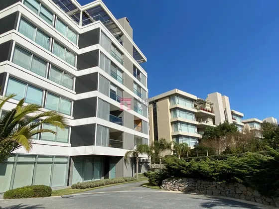 Venta: Apartamento 4 Dormitorios   Servicio Exclusivo Playa Brava Punta Del Este