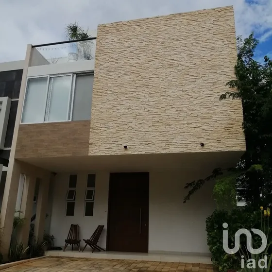 Venta Casa 3 Ambientes Arbolada