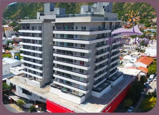 Departamento Centrico En Torre Opera. Para 4 Con Cochera. Pileta. Gim. Parrilla