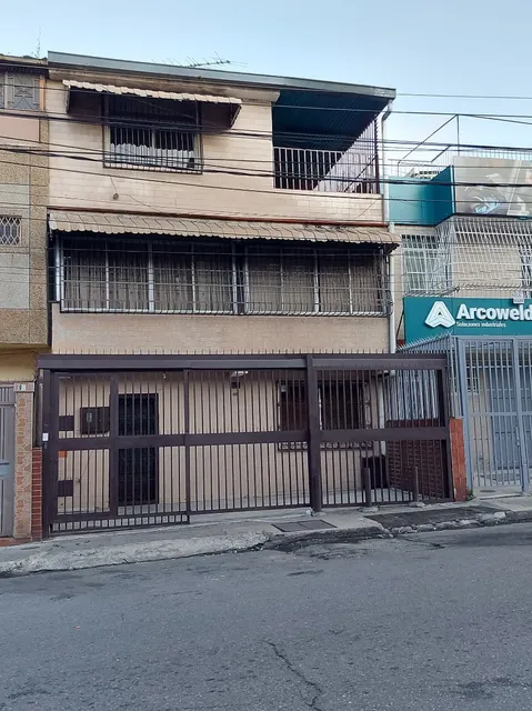 Venta Casa Excelente Ubicación Y Condiciones Internas Ideal Para Vivienda O Comercio