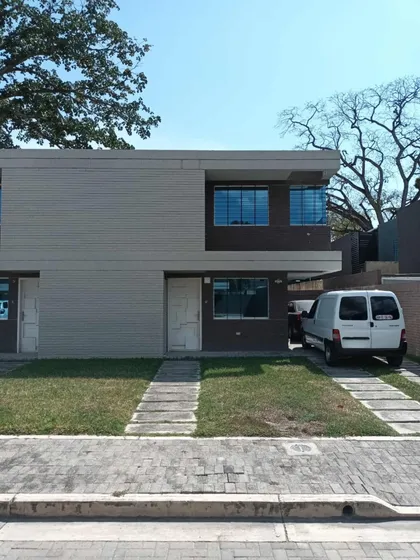 En Venta Townhouse En San Diego Paola C