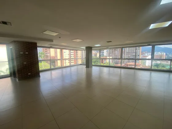 Oficina En Arriendo, El Poblado
