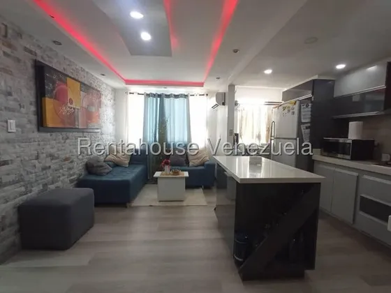 Ms Rentahouse Vende Hermoso Y Acogedor Apartamento En Residencias Río Caroní Ii. Cuenta Con Seguridad Privada Las 24 Horas, Posee 65mts2, Sala De Estar Y Cocina Concepto Abierto.  Paraparal