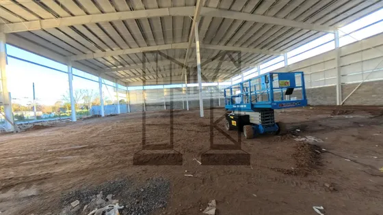 Galpón De 2300 M2 En Pacheco En Zona Industrial A 10 Min. De Panamericana Y Henry Ford