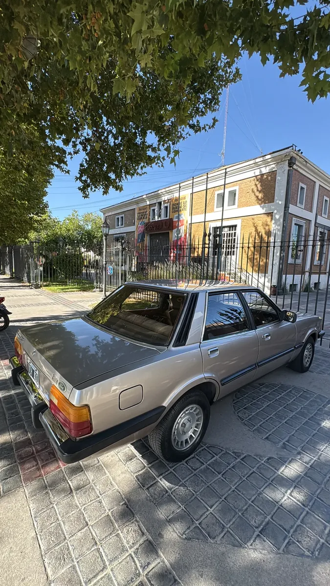 Ford Taunus Ghia 2.3