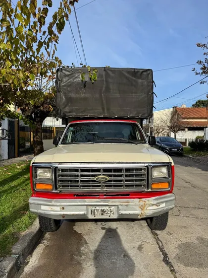 Ford F-100 3.9d Std