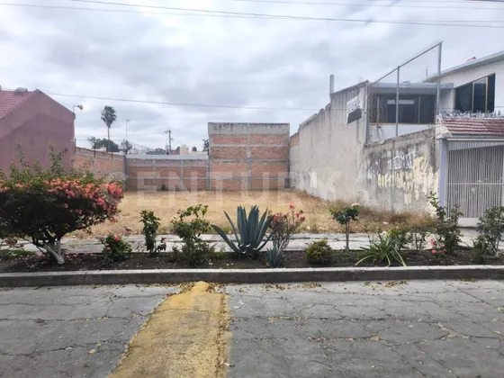 Terreno En Venta En Col. Jardines De Celaya 3ra. Sección, Celaya, Gto.