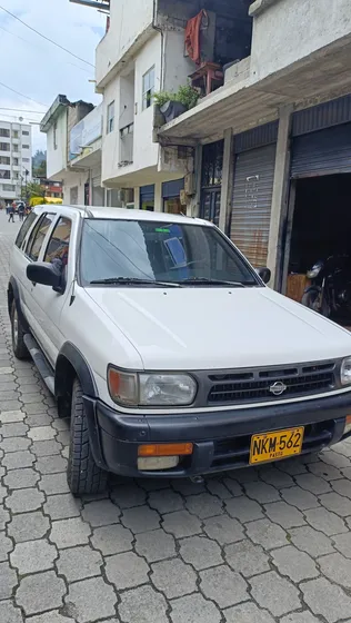 Nissan Pathfinder 3.2 R50