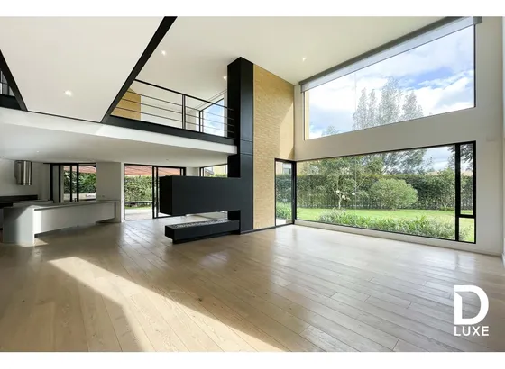 Venta, Casa En Venta, 4 Habitaciones.