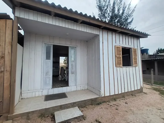Casa Com 2 Quanto Sala, Cozinha, Banheiro 