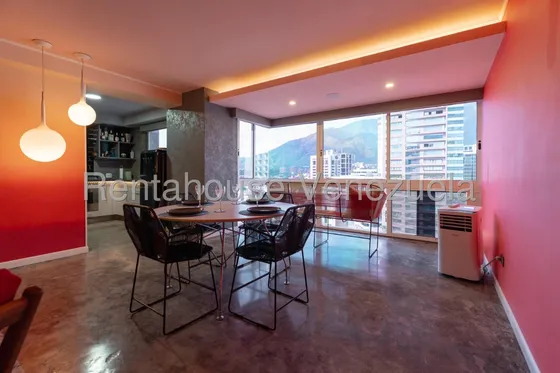 Apartamento En Alquiler, Urb. La Castellana