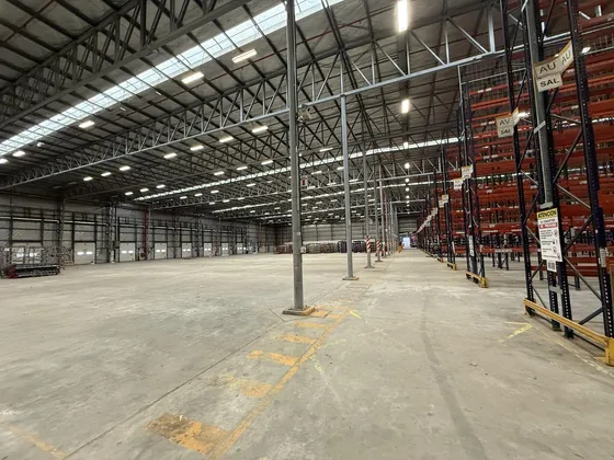 Depósito En Alquiler -11.000m2 - Garin 
