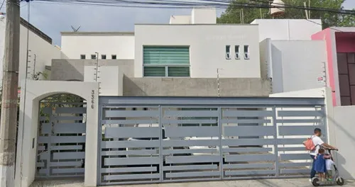 Venta De Casa En Guadalajara Col. Chapalita