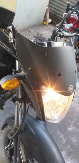 1 Mano Pequeño Detalles