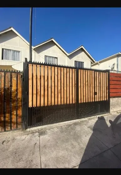 Casa En Condominio, San Bernardo. 3 Habitaciones
