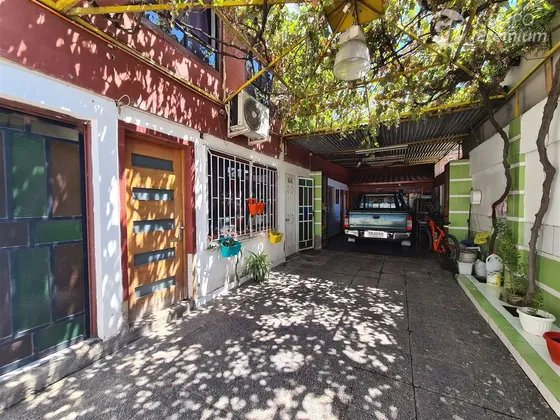 Casa Grande En Venta En San Joaquín