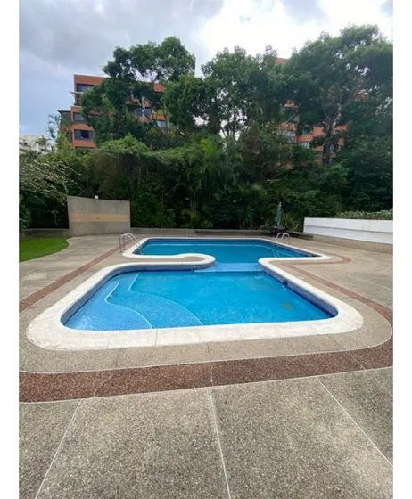 Vendo Apartamento 235m2 Colinas De Valle Arriba 9476