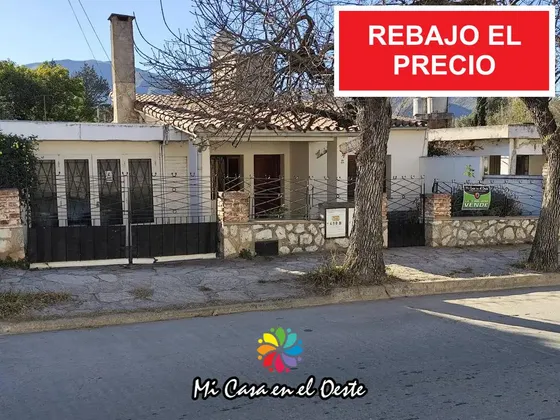 Bajó El Valor! Vendo Casa 2 Dormitorios    Depto 1 Dorm - 500mts Del Centro - La Falda - Córdoba