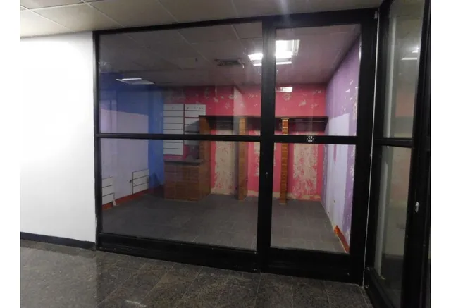 Alquiler De Local Comercial _ C.c. Macaracuay Plaza (c3- 4d)