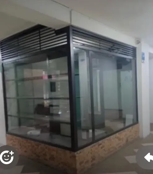 Se Ofrece En Alquiler Local Comercial En El Centro Comercial San Antonio Plaza En San Antonio De Los Altos.