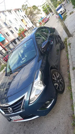 Nissan Versa 1.6 Exclusive Navi At
