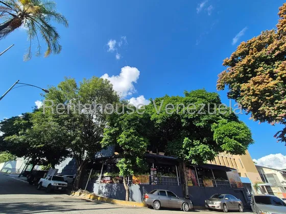 Fondo De Comercio En Venta La Trinidad. Codigo: 25-8511 Cm