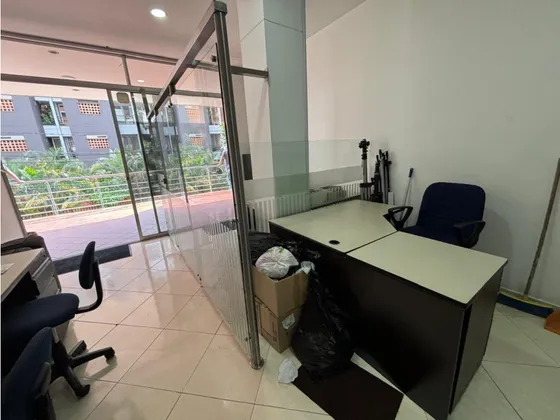 Oficina En Sabaneta, Ubicación Central