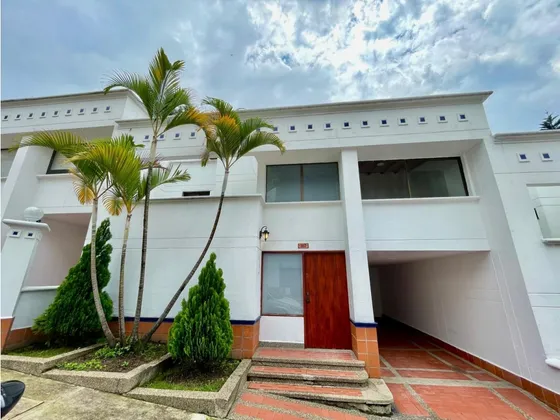 Casa Para Arriendo En El Poblado San Lucas
