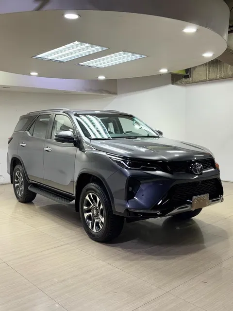 Toyota Fortuner Sw4