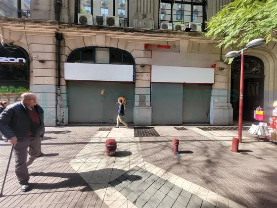 Arriendo Local Comercial Barrio Brasil