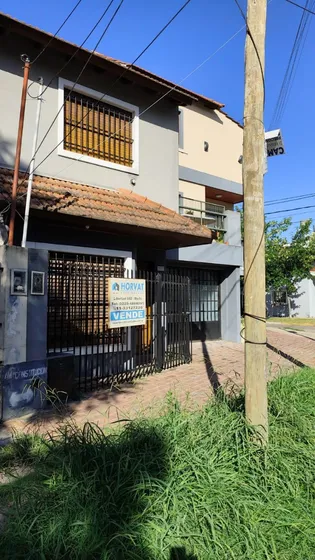 Vendo Duplex 3 Ambientes Con Patio Y Cochera Merlo Centro Excelente Ubicación Apta Crédito Bancario