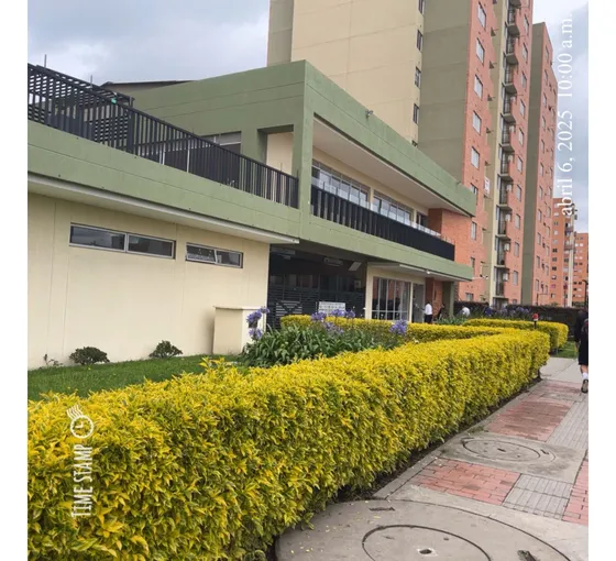 Oportunidad Hermoso Apartamento Madrid, Colombia (34825985343)