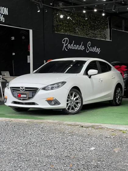 Mazda 3 2.0 Touring