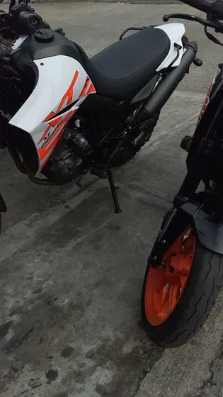 Xt660r