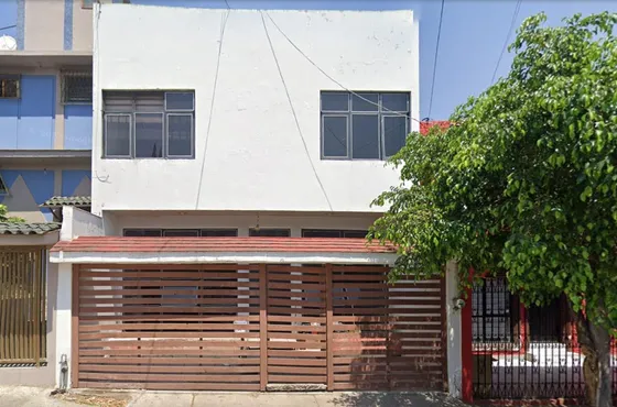 Casa De Recuperación Bancaria - Isla Madeira 3022 - Jardines De La Cruz - Guadalajara - Jalisco - Scrr