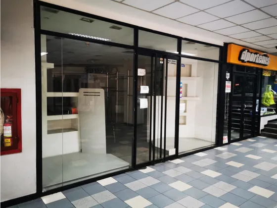 Se Vende Local Comercial 82m2 C.c Metrocenter 1290