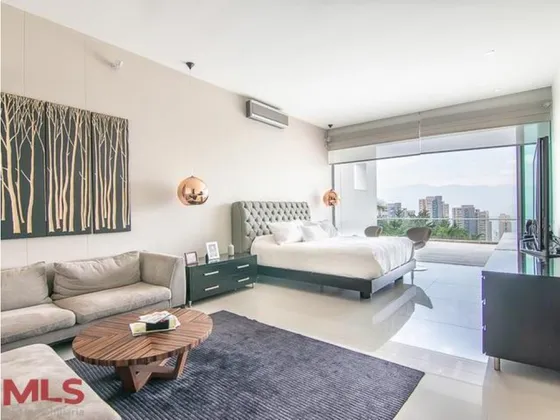 Exclusiva Casa(mls#213918)