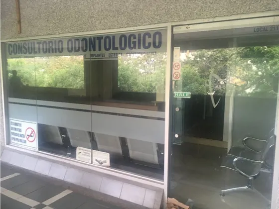 Se Vende Local 80m2 El Sol Sta. Paula