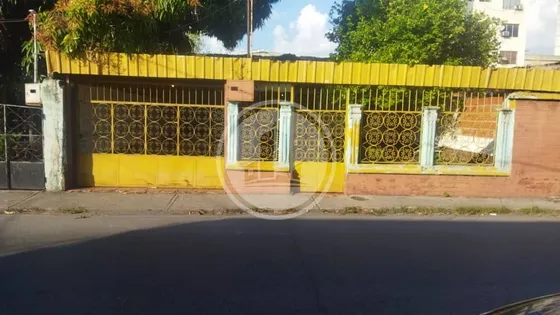 Se Vende Terreno En Pleno Centro De La Ciudad, Calle Sanchez Carreño, 007jsc