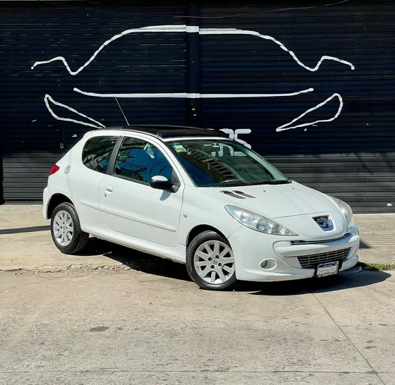 Peugeot 207 1.6 Feline 106cv