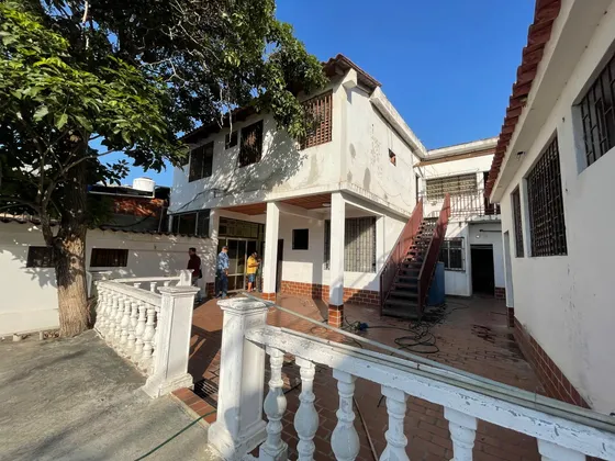 Casa Catia La Mar. La Atlantida.780mts La Parcela.