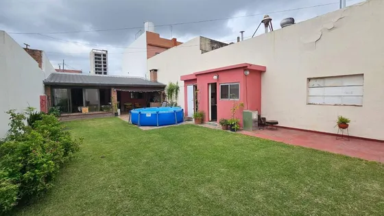 Casa 4 Ambientes Con Quincho Parrilla Y Jardin 