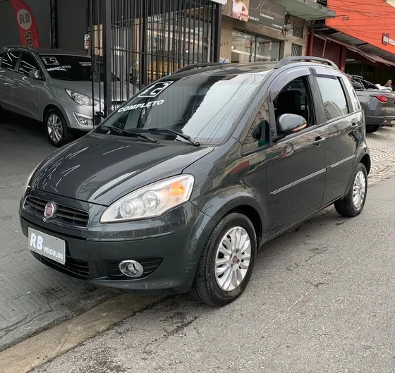 Fiat Idea 1.6 16v Essence Flex 5p