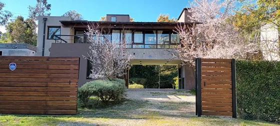 Casa Estilo Cabaña, Excelente Entorno, Capacidad 4 Personas, Bosque Peralta Ramos, Mar Del Plata