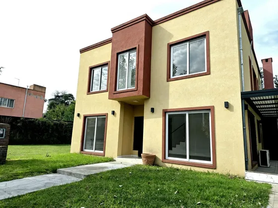 Casa En Venta En Los Olivares