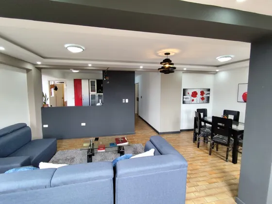 Luis Quiroz Vende Amplio Apartamento En Terrazas De Los Nísperos Valencia, Lq 25-24343